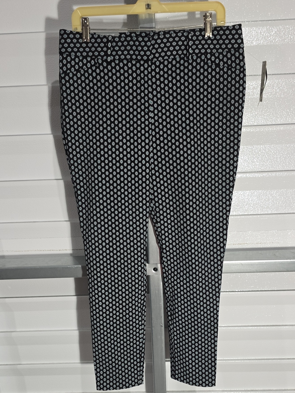 The Limited Black Teal and White Cropped Printed Ankle Pants Size 10 NWT